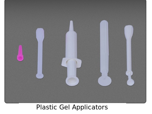 plastic-gel-applicator